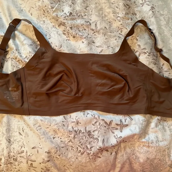 Skims Every day Comfort bra - Picture 6 of 6